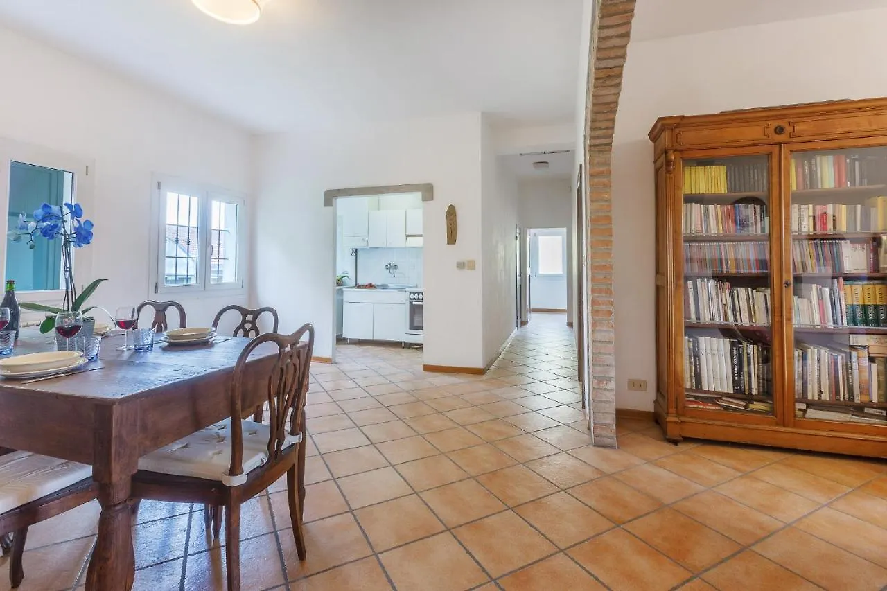 Casolare Di Campagna Con Parcheggio E Giardino Apartment Ferrara Italy
