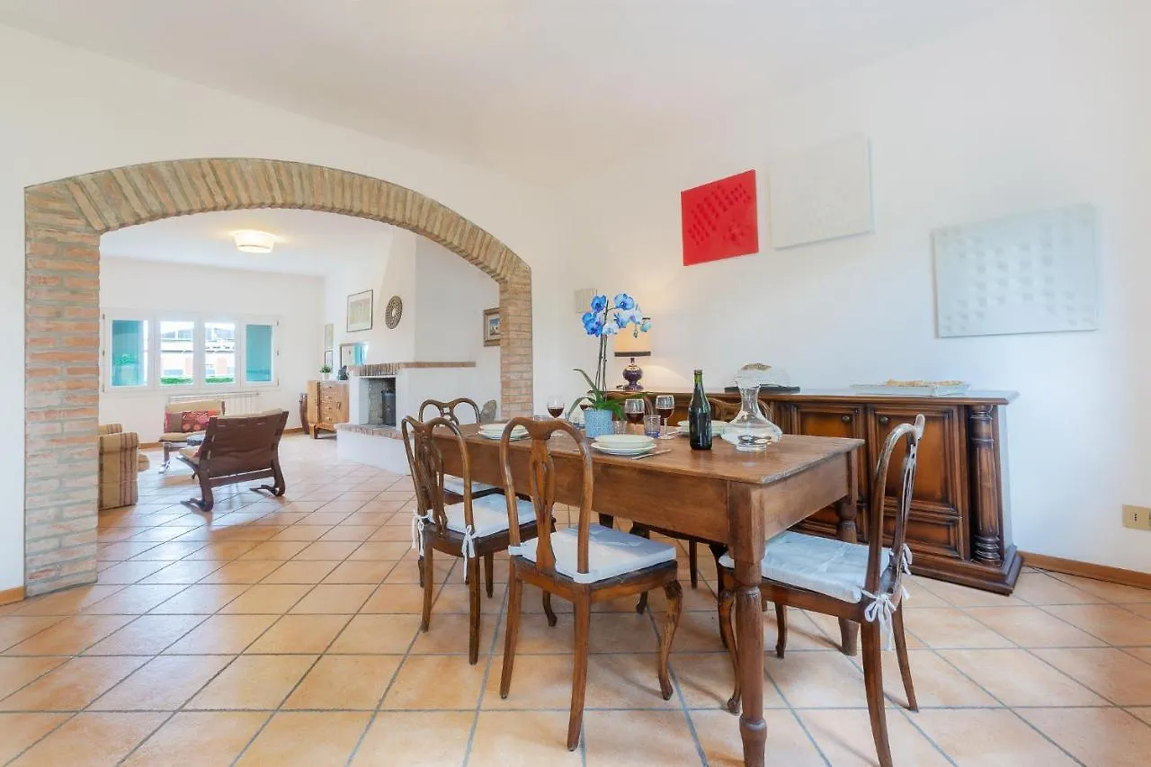 Casolare Di Campagna Con Parcheggio E Giardino Apartment Ferrara Italy